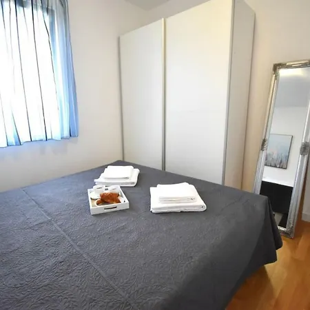 Apartment Johnny With Private Parking